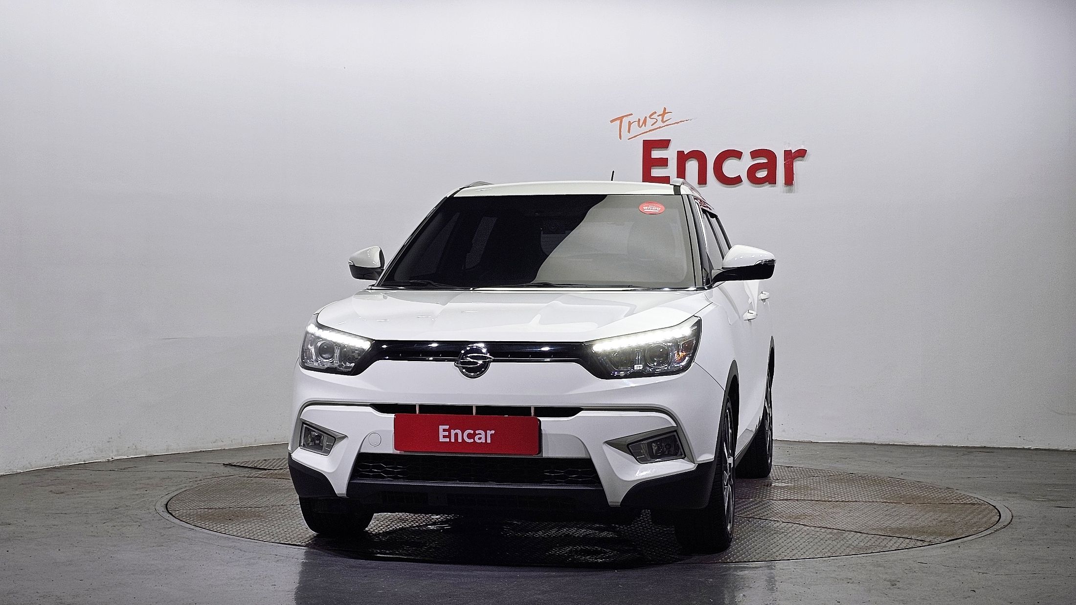 SSANGYONG TIVOLI 2016