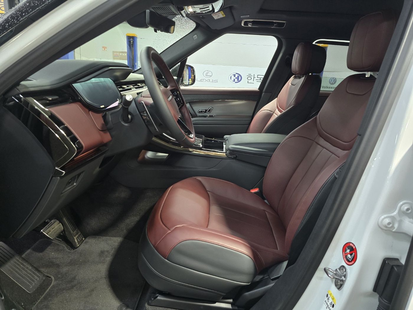 LAND ROVER RANGE ROVER SPORT 2025