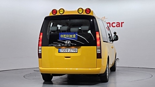 HYUNDAI STARIA 2024