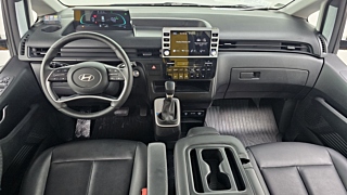 HYUNDAI STARIA 2024