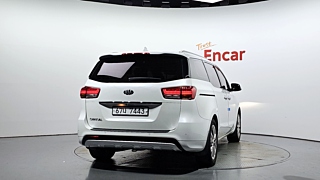 KIA CARNIVAL 2016