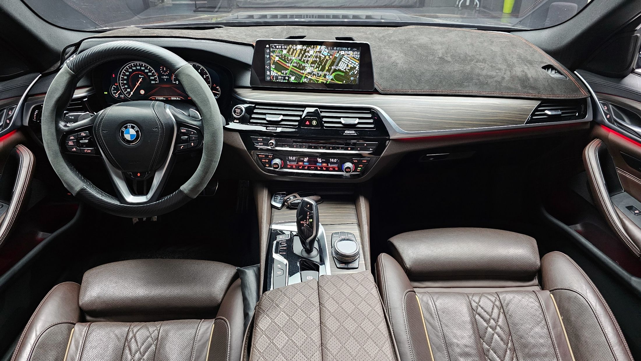 BMW 5-SERIES G30 2017