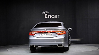 HYUNDAI GRANDEUR HG 2016