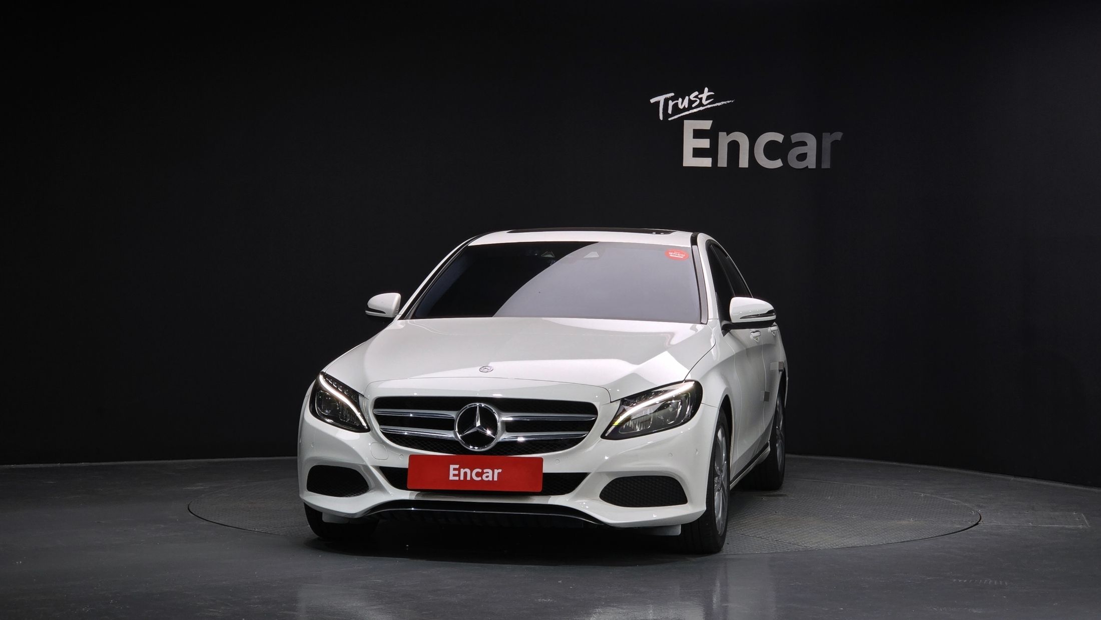MERCEDES BENZ C-CLASS W205 2016
