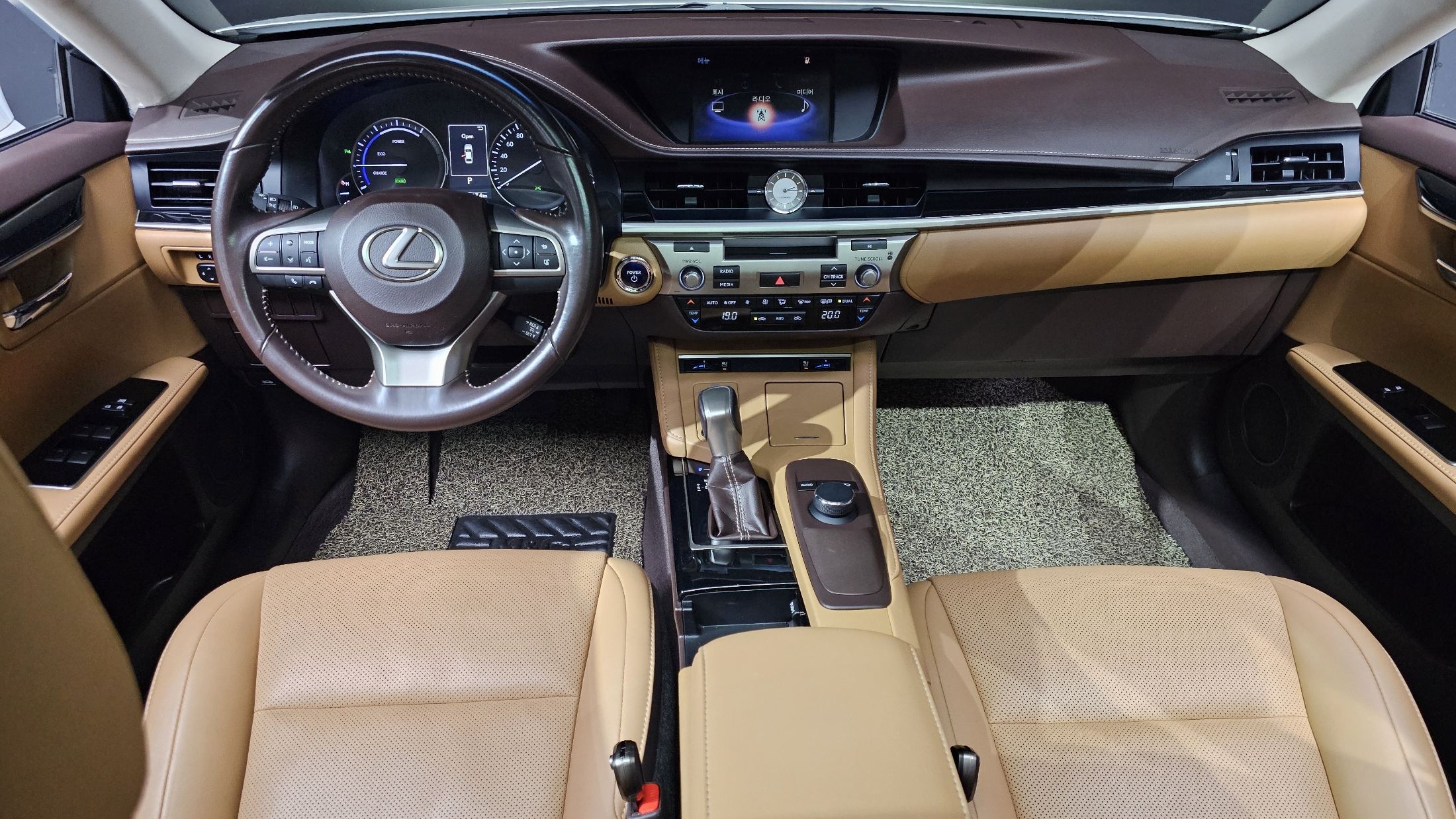 LEXUS ES300H 2017