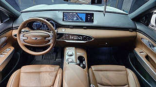 GENESIS GV70 2022