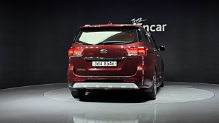KIA CARNIVAL 2018