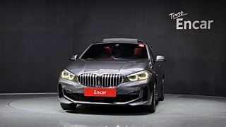 BMW 1-SERIES F40 2021