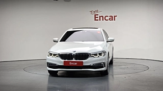 BMW 5-SERIES G30 2018