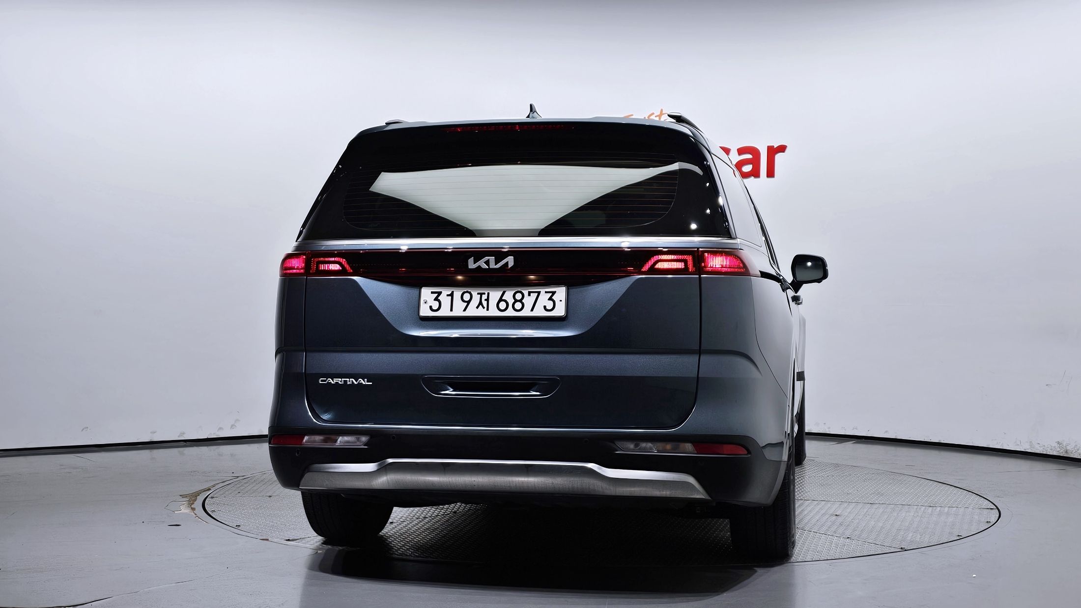 KIA CARNIVAL 2023