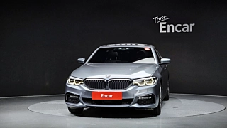 BMW 5-SERIES G30 2017