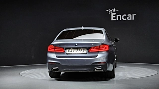 BMW 5-SERIES G30 2017