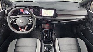 VOLKSWAGEN GOLF 2024