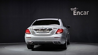 MERCEDES BENZ E-CLASS W213 2018