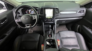 SAMSUNG QM6 2022