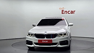 BMW 5-SERIES G30 2017