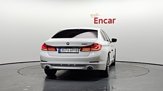 BMW 5-SERIES G30 2018