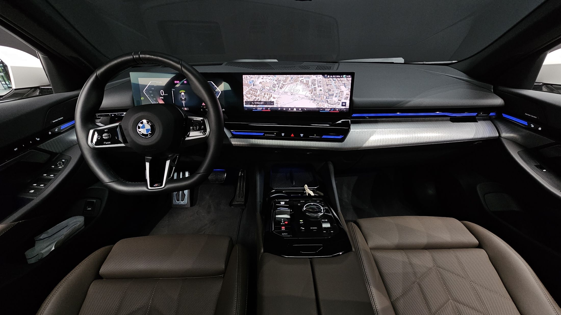 BMW 5-SERIES G60 2024