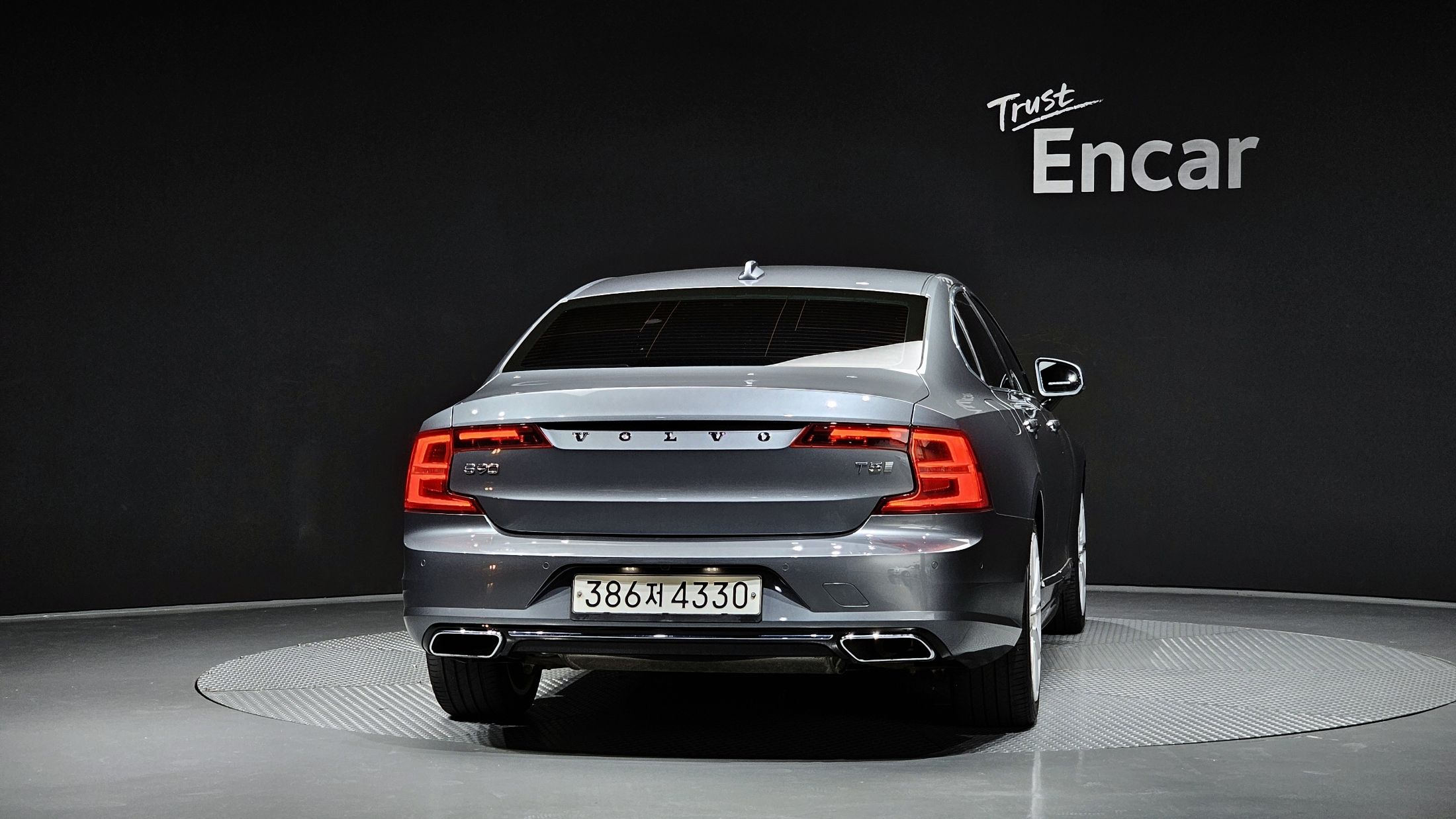 VOLVO S90 2020