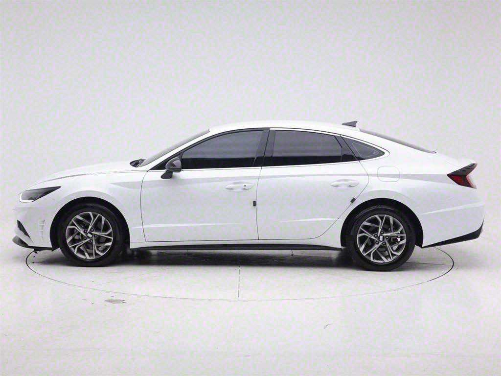 HYUNDAI SONATA DN8 2021
