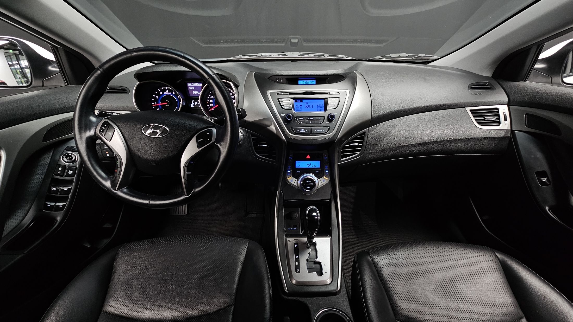 HYUNDAI AVANTE MD 2013