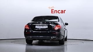 MERCEDES BENZ E-CLASS W213 2020