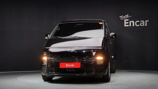 HYUNDAI STARIA 2024