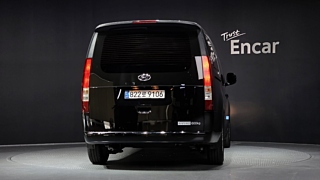 HYUNDAI STARIA 2024