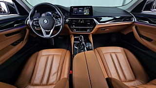 BMW 5-SERIES G30 2018