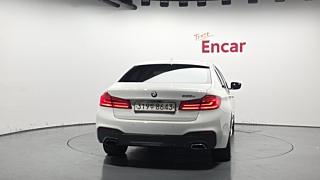 BMW 5-SERIES G30 2020