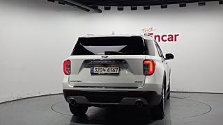 FORD EXPLORER 2021