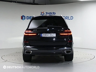 BMW X7 G07 2024