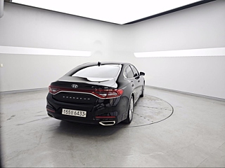 HYUNDAI GRANDEUR IG 2018