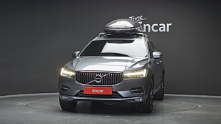 VOLVO XC60 2018