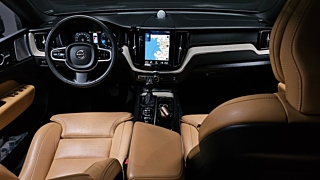 VOLVO XC60 2018