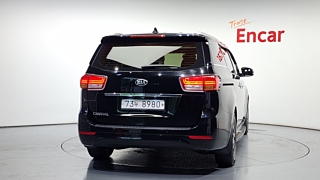 KIA CARNIVAL 2017