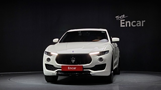 MASERATI LEVANTE 2017