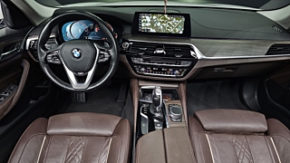 BMW 5-SERIES G30 2018