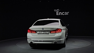 BMW 5-SERIES G30 2018