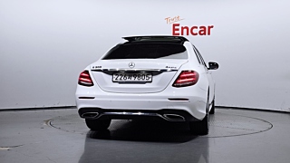 MERCEDES BENZ E-CLASS W213 2020
