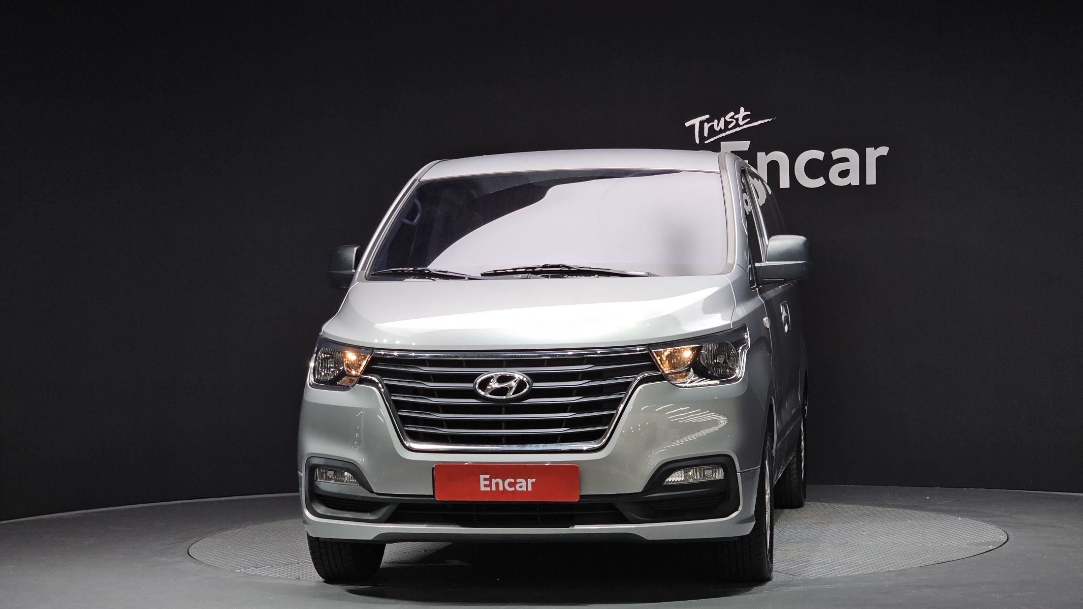 HYUNDAI STAREX GRAND 2019