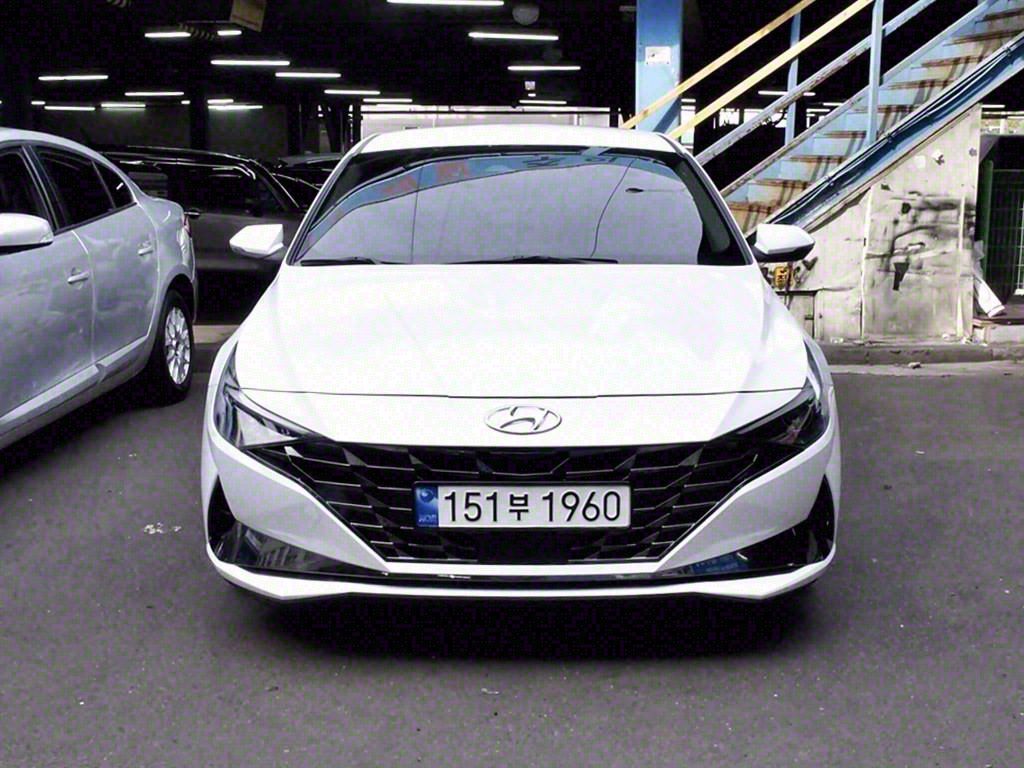 HYUNDAI AVANTE CN7 2022