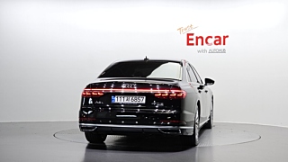 AUDI A8 D5 2021