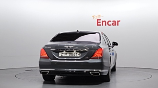 GENESIS EQ900 2016
