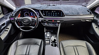HYUNDAI SONATA DN8 2019