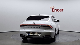 HYUNDAI GRANDEUR IG HYBRID 2021