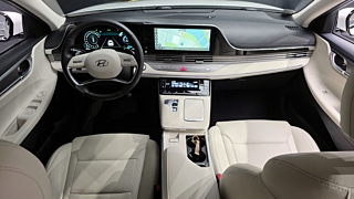 HYUNDAI GRANDEUR IG HYBRID 2021