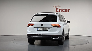 VOLKSWAGEN TIGUAN 2022
