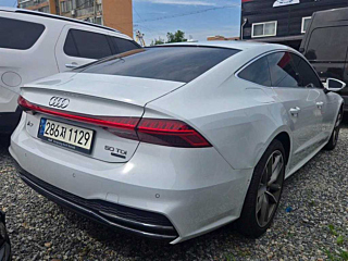 AUDI A7 4K 2021