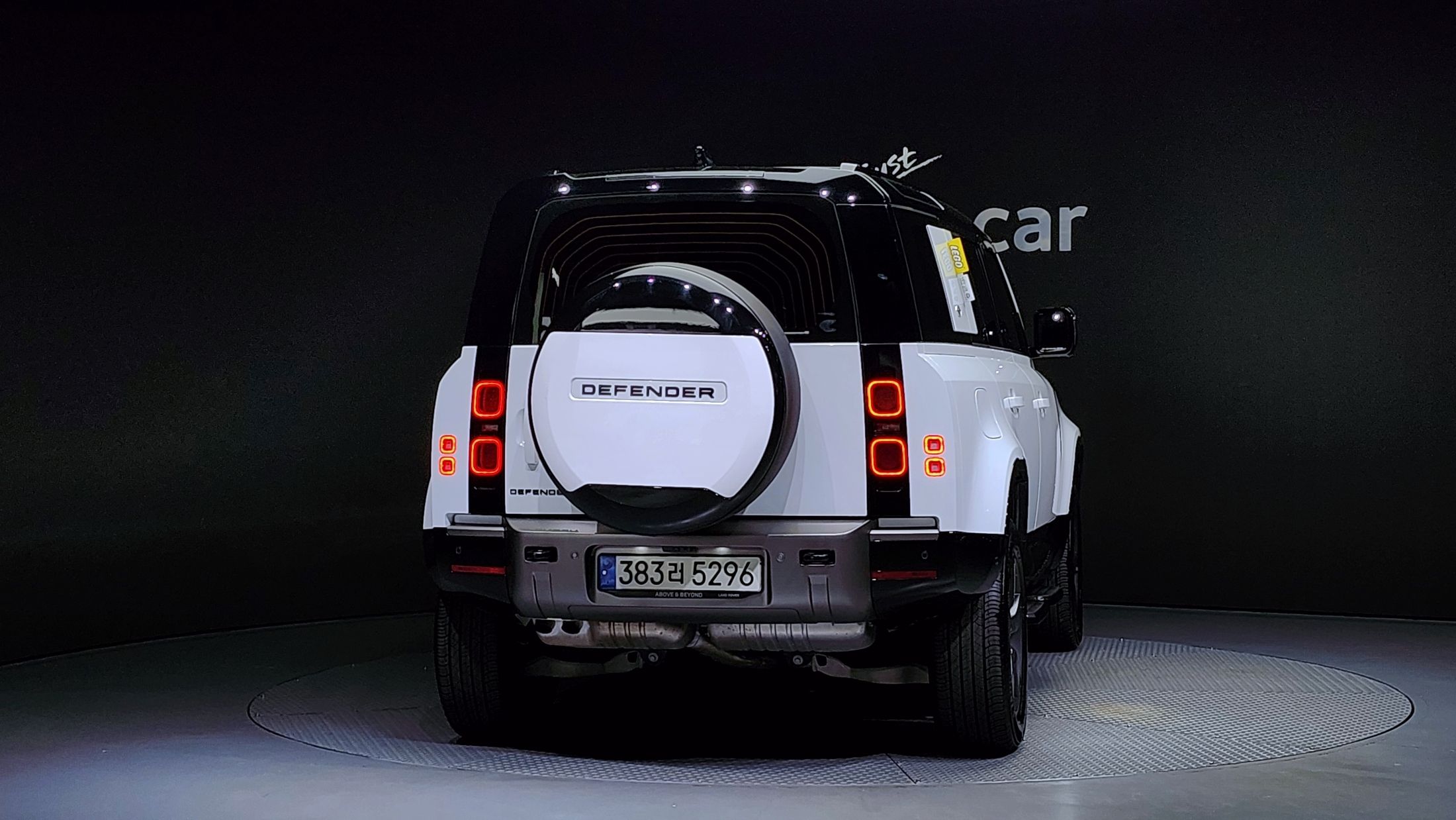 LAND ROVER DEFENDER L663 2024